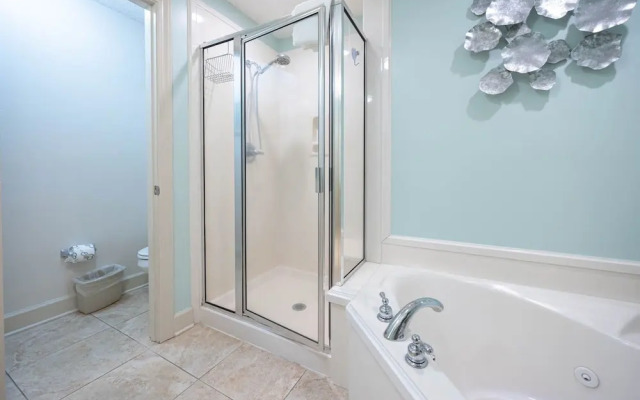 Phoenix Ix 906 2 Bedroom Condo