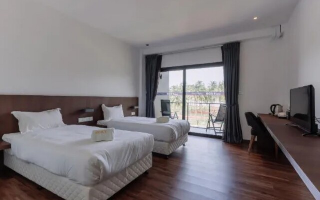 Roxy Sematan Villa & Townhouse