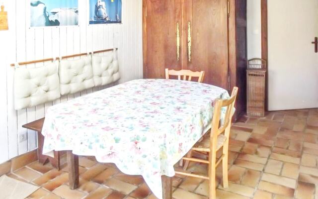 House With one Bedroom in Trédrez-locquémeau, With Furnished Garden an