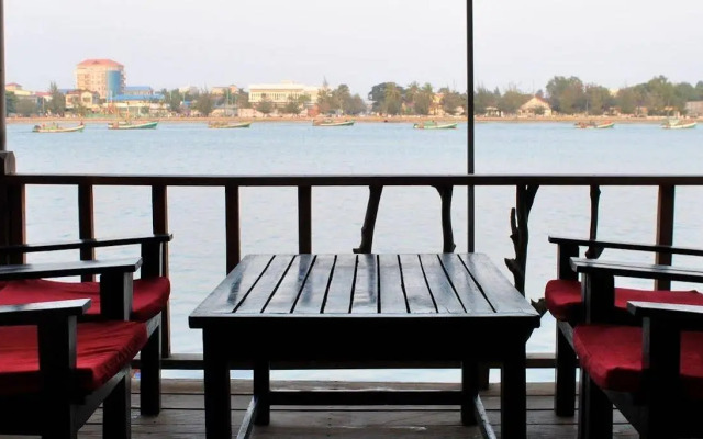 The River Lodge