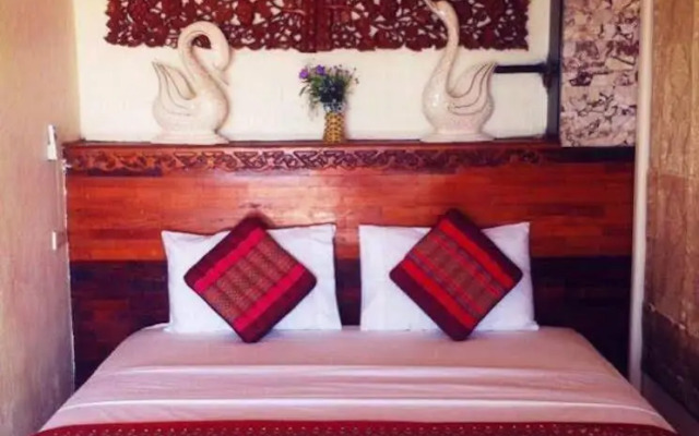 Lanta Mattia Bungalows and Resort
