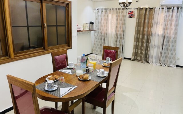 Mam Lovely 2-bed Apartment in Dakar-almadies