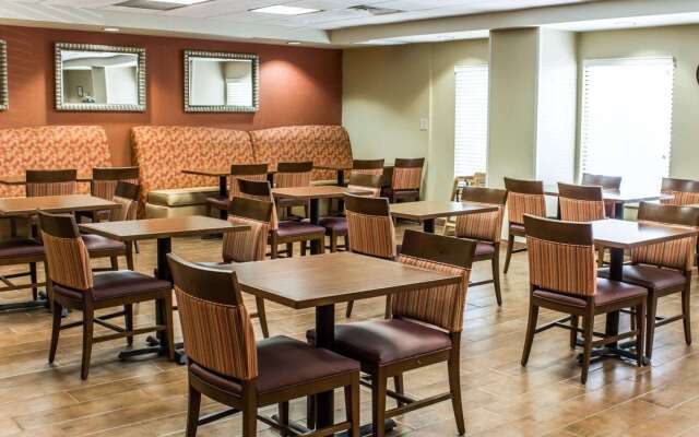 Comfort Inn Fayetteville near Fort Bragg