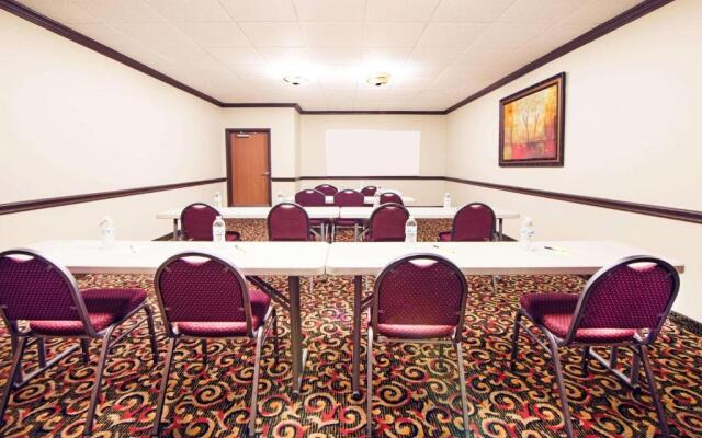 Super 8 By Wyndham Lubbock Tx