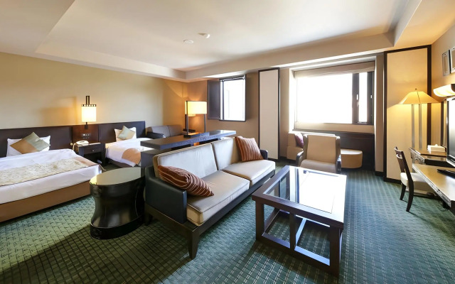 Komagane Kogen Resort Links