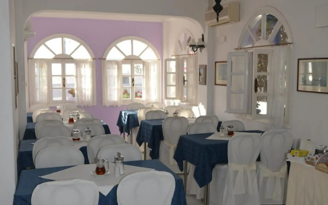 Melina Hotel