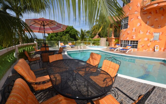Dream Castle Villa, Montego Bay 8BR