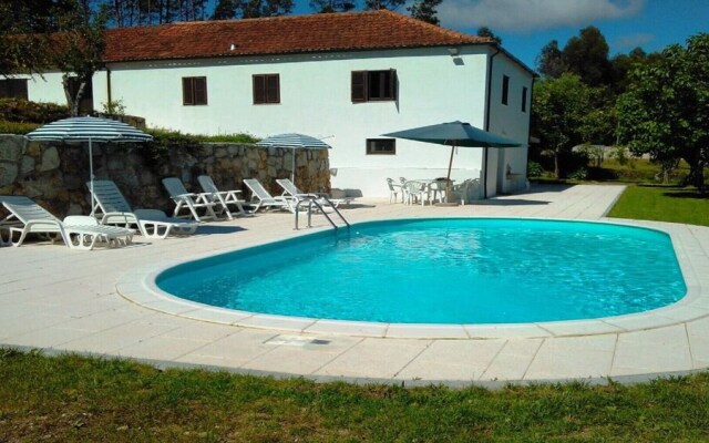 Casa com Piscina Barcelos, Izibookings