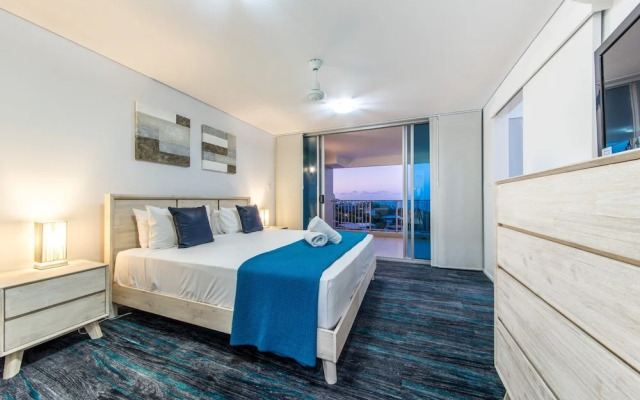 Coral View at Azure Sea