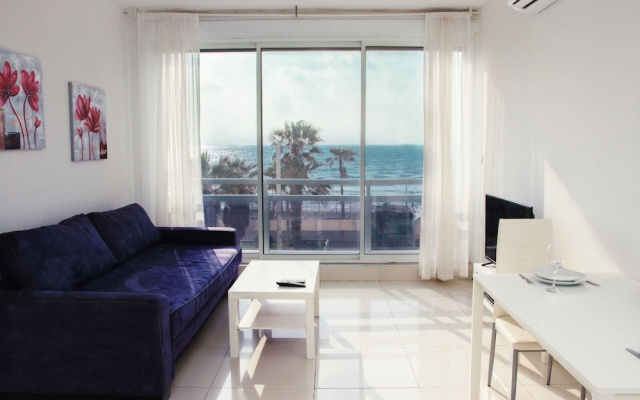 GK Apartments Ben Gurion 105