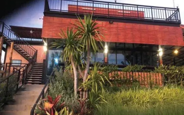 Parichat house
