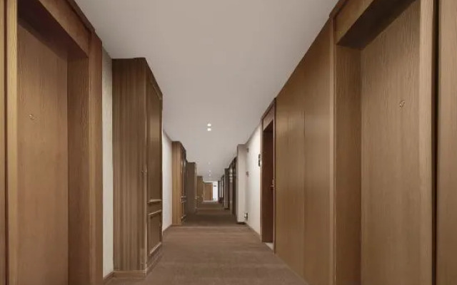 Chengzhong Blue Sky Hotel