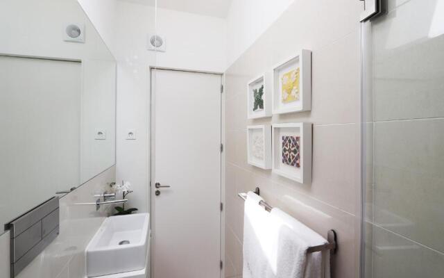 HM - Flores Skylight