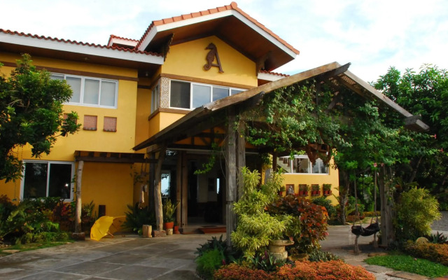 Amarela Resort