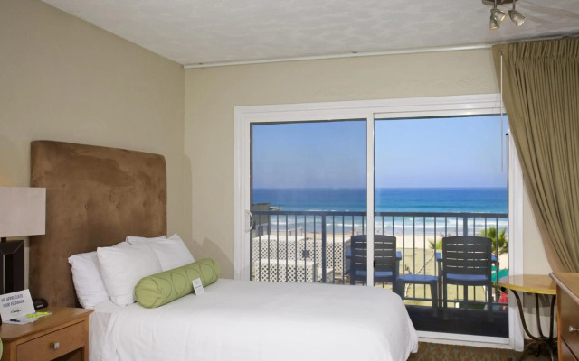 Surfer Beach Hotel