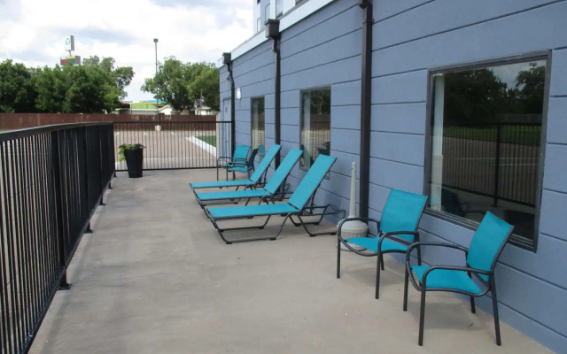 Ramada by Wyndham Burkburnett / Wichita Falls