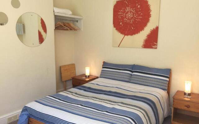 Barbican Reach Bed & Breakfast - B&B