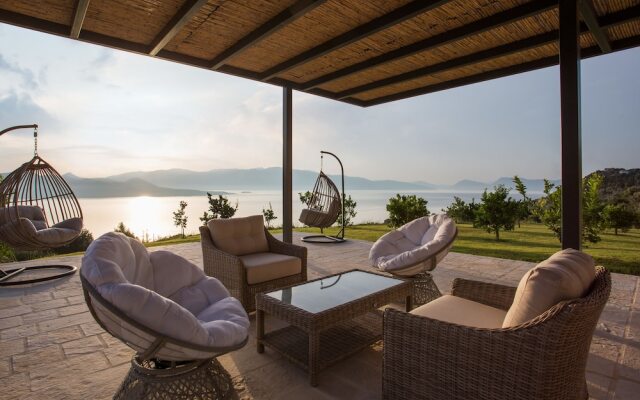 Luxury Villa for 6 Amazing Sea View Pool
