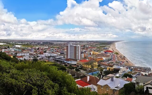 Bluebird Penthouse Muizenberg Beachfront