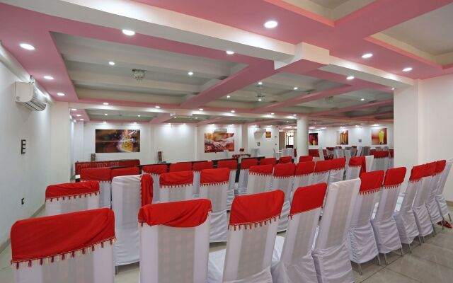 OYO 8232 Hotel KRB Paradise
