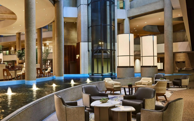 The Westin Bonaventure Hotel and Suites, Los Angeles