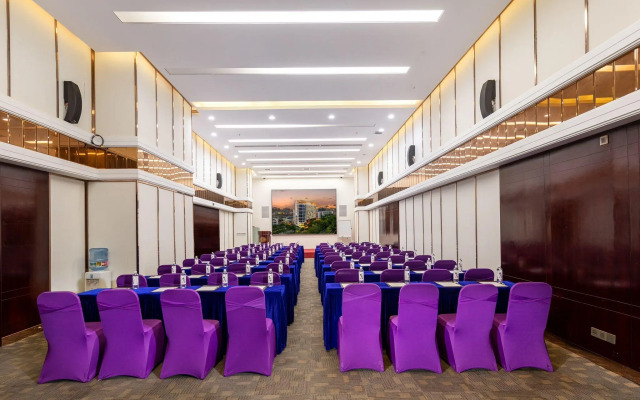 Park Lane Hotel