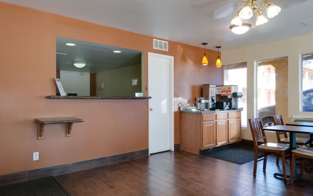Vagabond Inn Buttonwillow I-5