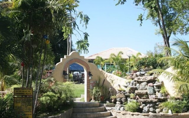 Rio Grande de Laoag Resort Hotel