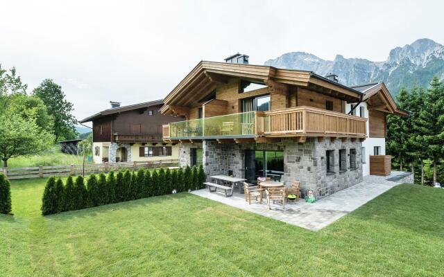 Luxury Chalet in Leogang near Ski Area