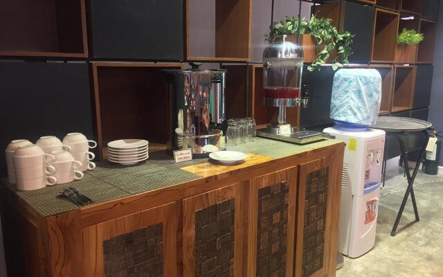 Ferra Hotel and Garden Suites