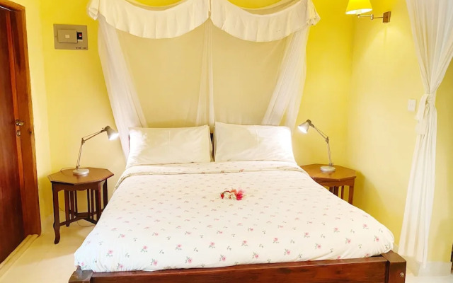 Allamanda Oleander Suite by YourHost