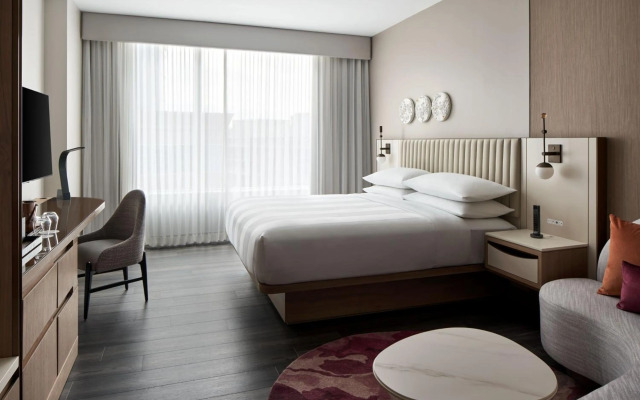 Marriott Bethesda Downtown at Marriott HQ