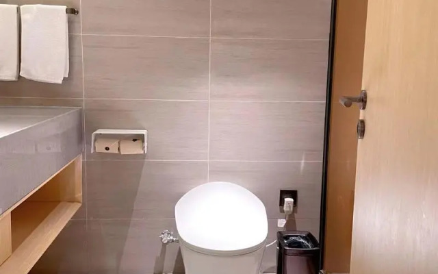 Ji Hotel (Qingdao Beer Street)