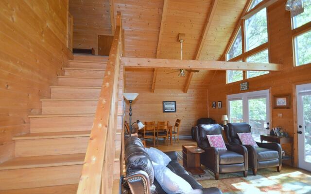 Rosies Creekside Retreat - 3 BR Escape!