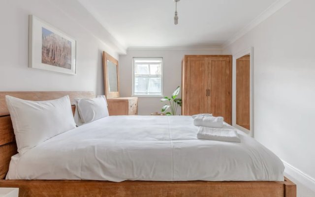Contemporary 2 Bedroom Apartment in Bermondsey