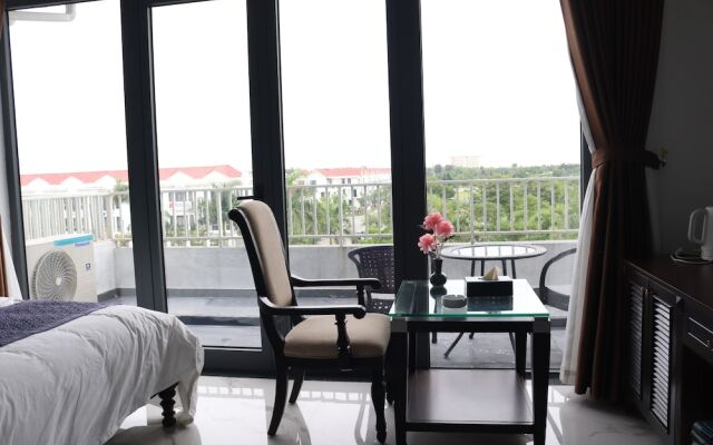 Blue Sea Hue Hotel