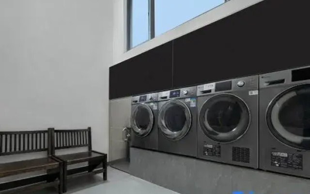 Yiyun Superior Products Hotel