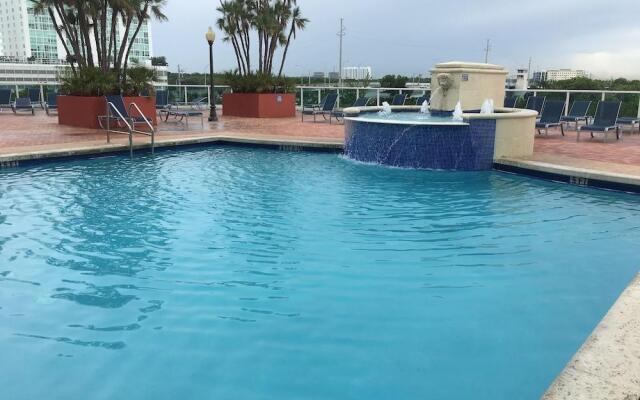 Big Place in Sunny Isles near Beach