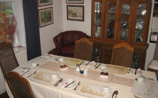 Four Seasons Guest House