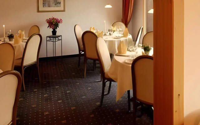 Hotel Crystal
