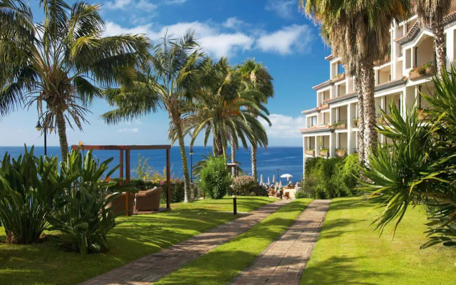 The Cliff Bay
