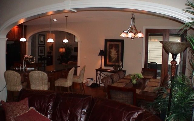 Table Rock Missouri 4 Br home by RedAwning