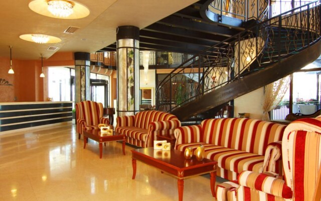 The Vineyards Resort