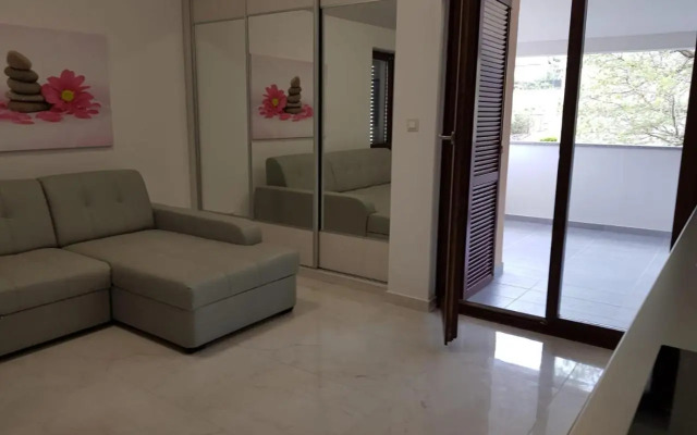Relax Zone III