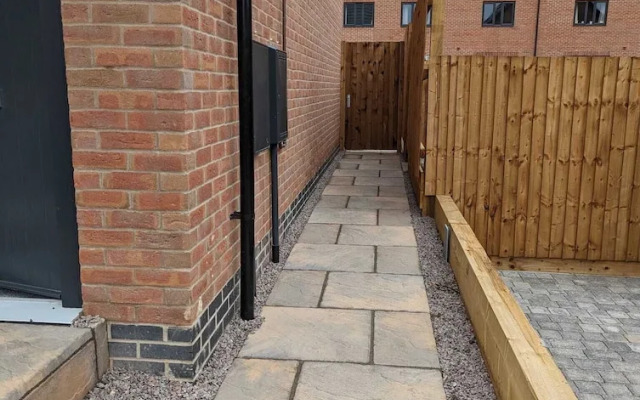 Immaculate 1-bed Apartment in Hinckley