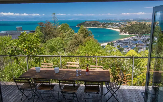 The Glass House - Kaiteriteri Holiday Home