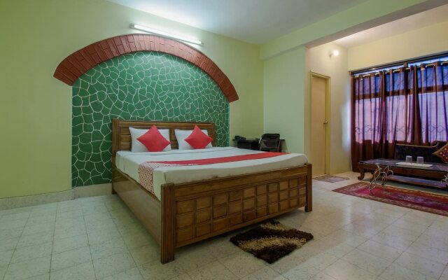 OYO 23043 Grand Ar Residency