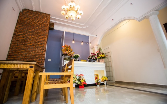 Shark Hotel - Hostel – Lobby – Hue