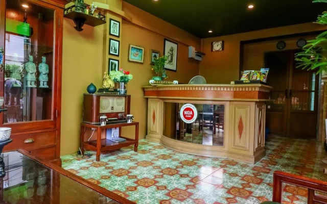 NIDA Rooms Khaosan Night Market