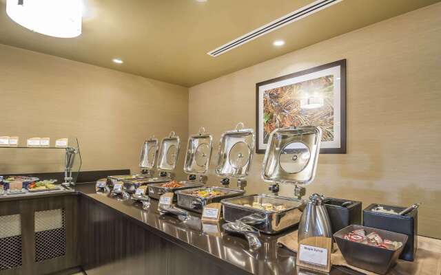 Quality Hotel & Conference Centre